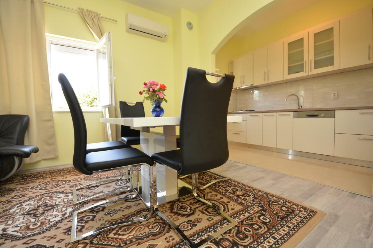 Apartman Susic Apartment Policnik Екстериор снимка
