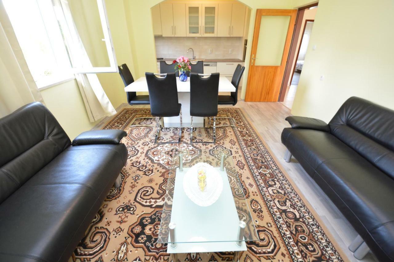 Apartman Susic Apartment Policnik Екстериор снимка